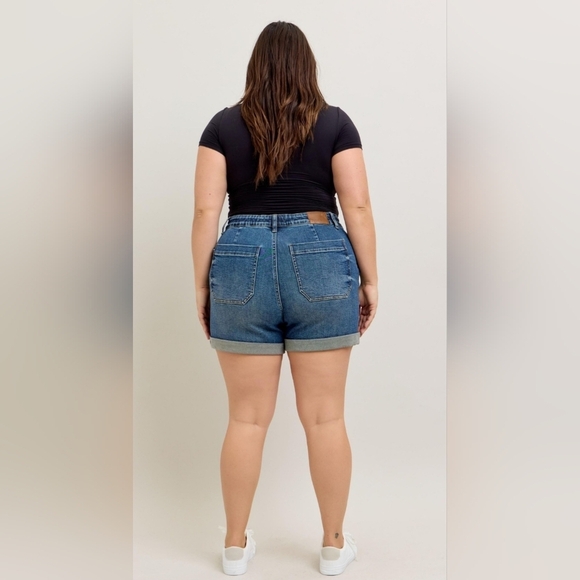 Judy Blue HR Dark Wash Tie Waist Patch Pocket Cuffed Denim Jogger Shorts NEW - Picture 13 of 16